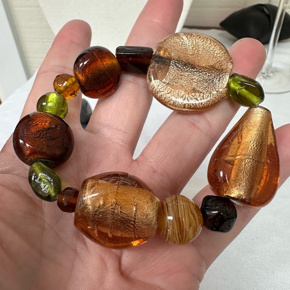 Glass and natural polished stone stretch style bracelets - Picture 9 of 9